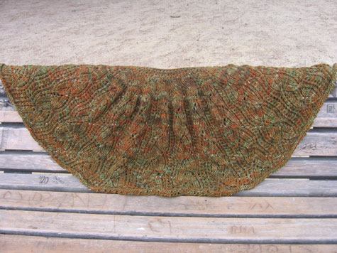 Leafy shawl detail
