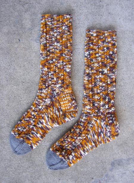 My first pair of socks! Finished!